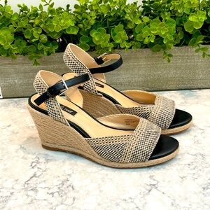 EUC - Violet & Red Textured Wedge Espadrille, Sz 9.5